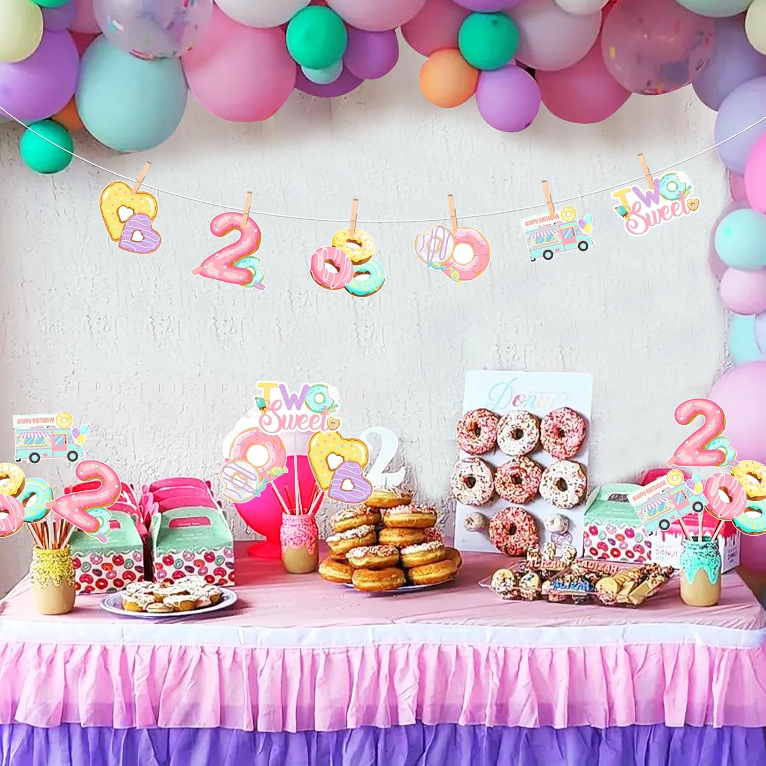 Donut 2nd Birthday Centerpiece - Centerpiece Stick recension och pris
