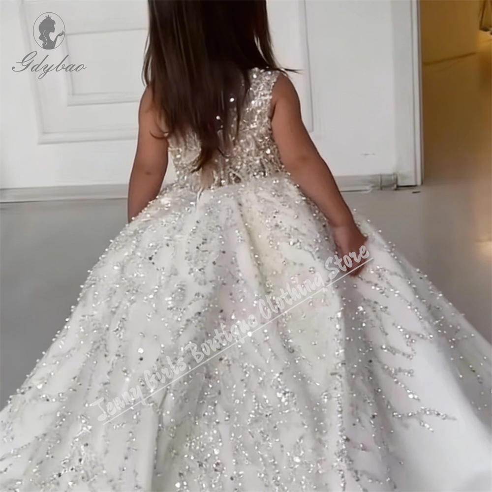 Glitter Beading Fluffy Single  - Birthday Sash Glitter recension och pris