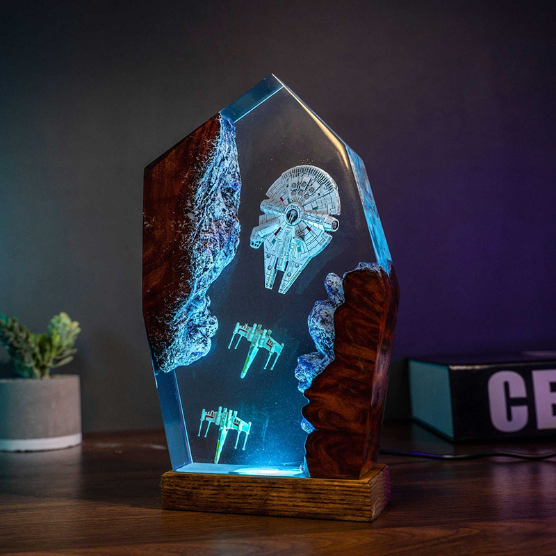 Table Resin Lamp Universe War  - Eve Party recension och pris