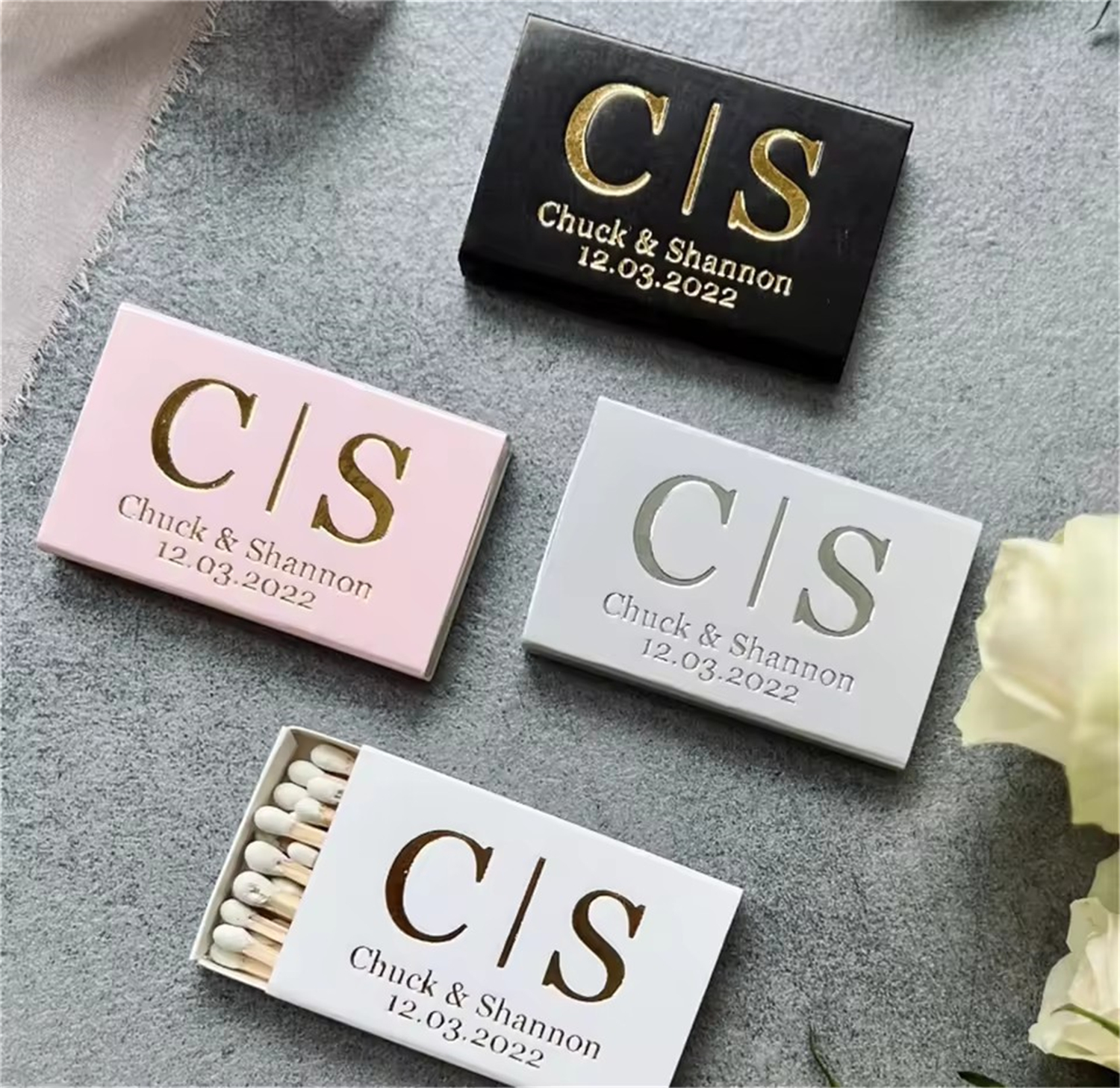 Personalized Gold Foil Let Lov - Let'S Party Event Supply recension och pris